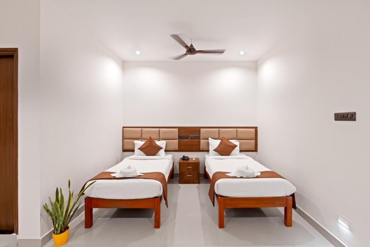 The Elite Hotel Hyderabad Eksteriør billede