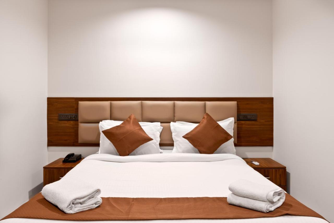 The Elite Hotel Hyderabad Eksteriør billede